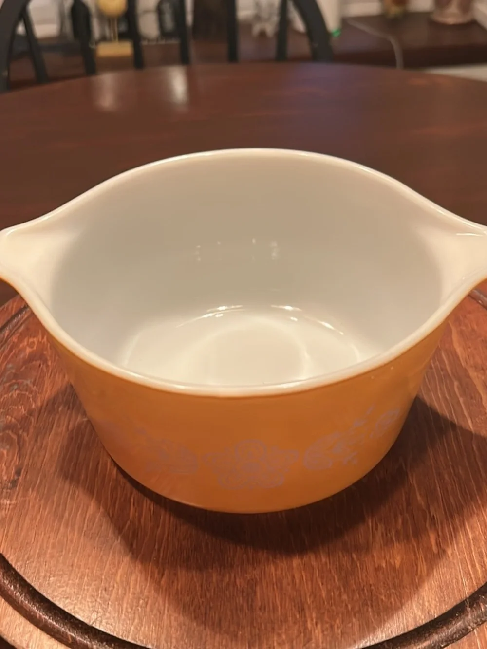 Pyrex mixing bowl